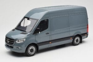 Mercedes Sprinter W907 Kékesszürke Norev 1:18 183423 Fém