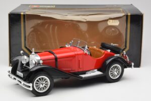 Mercedes SSK Piros & Fekete Bburago 1:18 3009-M1 Fém – 6. kép a 6-ből