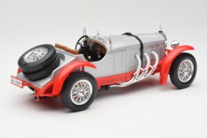 Mercedes SSK Ezüst & Piros Bburago 1:18 3009-M2 Fém – 2. kép a 6-ből
