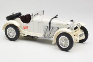 Mercedes SSKL Fehér & Krémszínű Bburago 1:18 3002-M1 Fém – 4. kép a 6-ből