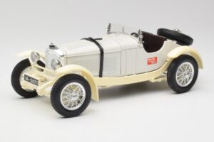 Mercedes SSKL Fehér & Krémszínű Bburago 1:18 3002-M1 Fém