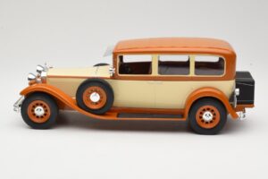 Mercedes Type Nurburg W08 460/460K Bézs MCG 1:18 MCG18034 Fém – 3. kép a 6-ből