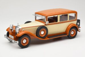 Mercedes Type Nurburg W08 460/460K Bézs MCG 1:18 MCG18034 Fém