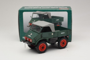 Mercedes Unimog 401 Zöld Schuco 1:18 135 Fém – 8. kép a 8-ből