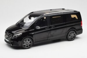 Mercedes V-Class W447 AMG Line Fekete Norev 1:18 183860 Fém
