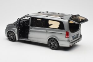 Mercedes V-Class W447 AMG Line Szürke Metál Norev 1:18 183488 Fém – 6. kép a 9-ből