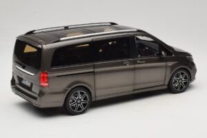 Mercedes V-Class W447 AMG Line Indium Grey Norev 1:18 183873 Fém – 3. kép a 8-ből
