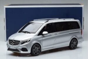 Mercedes V-Class V260 AMG Line Ezüst Norev 1:18 183871 Fém – 10. kép a 10-ből