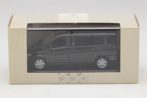 Mercedes Viano W639 Atlantis Blue Minichamps 1:43 B67871200 Fém – 4. kép a 4-ből