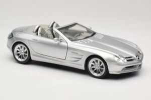 Mercedes Vision SLR Roadster Ezüst Maisto 1:18 B66962107 Fém – 6. kép a 8-ből