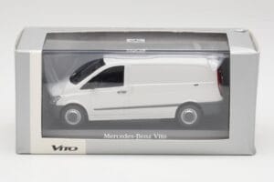 Mercedes Vito Arctic Fehér Minichamps 1:43 B66960524 Fém – 4. kép a 4-ből
