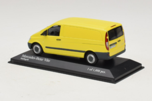 Mercedes Vito Kastenwagen Sárga Minichamps 1:43 400032260 Fém – 3. kép a 4-ből