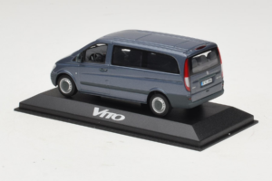 Mercedes Vito W638 Lugano Grey Minichamps 1:43 B67871201 Fém – 3. kép a 4-ből