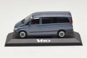 Mercedes Vito W638 Lugano Grey Minichamps 1:43 B67871201 Fém