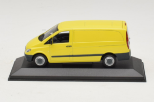 Mercedes Vito W638 Sárga Minichamps 1:43 B67871200-R1 Fém