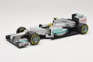 Mercedes W03 #8 N. Rosberg Mercedes AMG Petronas 2012 Minichamps 1:18 110120008 Fém