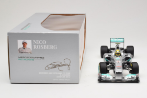 Mercedes W03 #8 N. Rosberg Mercedes AMG Petronas Showcar 2012 Minichamps 1:18 110120078 Fém – 6. kép a 7-ből