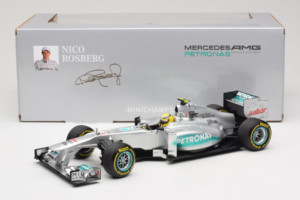 Mercedes W03 #8 N. Rosberg Mercedes AMG Petronas Showcar 2012 Minichamps 1:18 110120078 Fém – 7. kép a 7-ből