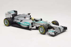 Mercedes W04 #9 N. Rosberg Mercedes AMG Petronas Showcar 2013 Minichamps 1:18 110130079 Fém – 4. kép a 7-ből