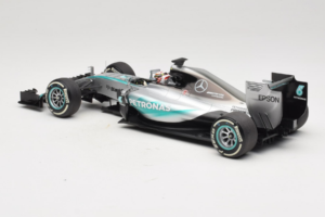 Mercedes W06 #44 L. Hamilton F1 World Champion 2015 Dealer Edition Minichamps 1:18 B66960539 Fém – 5. kép a 7-ből