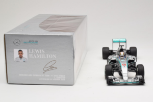 Mercedes W06 #44 L. Hamilton Mercedes AMG Petronas Australian Grand Prix Winner 2015 Minichamps 1:18 110150044 Fém – 6. kép a 7-ből
