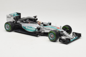 Mercedes W06 #44 L. Hamilton Mercedes AMG Petronas United States Grand Prix Winner World Champion 2015 Minichamps 1:18 110150 – 4. kép a 7-ből