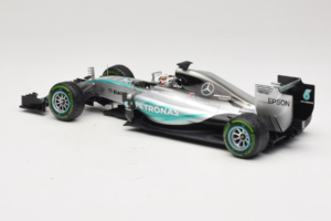 Mercedes W06 #44 L. Hamilton Mercedes AMG Petronas United States Grand Prix Winner World Champion 2015 Minichamps 1:18 110150 – 5. kép a 7-ből