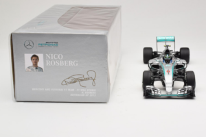Mercedes W06 #6 N. Rosberg Mercedes AMG Petronas Australian Grand Prix 2015 Minichamps 1:18 110150006 Fém – 6. kép a 7-ből