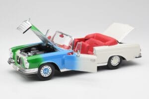Mercedes 280SE W108 Tricolor Maisto 1:18 56014 Fém – 2. kép a 8-ből