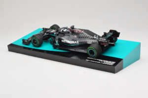 Mercedes W11 #44 L. Hamilton Mercedes AMG Petronas Turkish Grand Prix Winner World Champion 2020 Minichamps 1:18 113201444 Gy – 5. kép a 7-ből