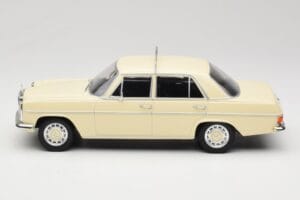 Mercedes W115 Bézs Taxi MCG 1:18 MCG18055 Fém – 3. kép a 6-ből