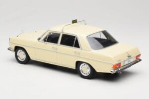 Mercedes W115 Bézs Taxi MCG 1:18 MCG18055 Fém – 5. kép a 6-ből