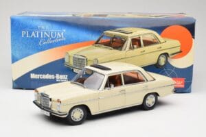 Mercedes W115 Strich 8 Krémszínű Sun Star 1:18 4581 Fém – 8. kép a 8-ből