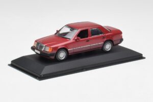 Mercedes 300D W124 Piros Minichamps 1:43 3209 Fém – 2. kép a 4-ből