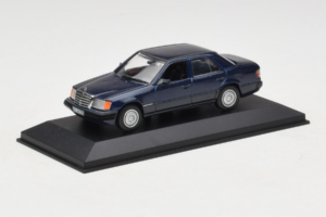 Mercedes W124 Sötétkék Minichamps 1:43 MB006 Fém – 2. kép a 4-ből