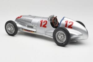 Mercedes W125 #12 R. Caracciola Grand Prix 1937 CMC 1:18 M-052 Fém – 5. kép a 6-ből