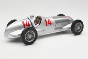 Mercedes W125 #14 Daimler-Benz AG M. von Brauchitsch 2nd Place German GP 1937 Minichamps 1:18 155373114 Fém – 2. kép a 6-ből