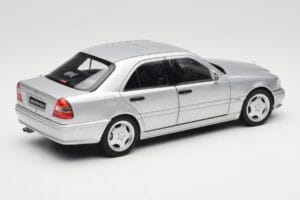 Mercedes C36 AMG W202 Silver Metallic Norev 1:18 183380 Fém – 3. kép a 8-ből