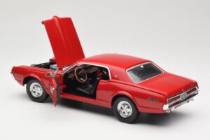 Mercury Cougar XR-7 Piros Sun Star 1:18 1541 Fém – 5. kép a 8-ből