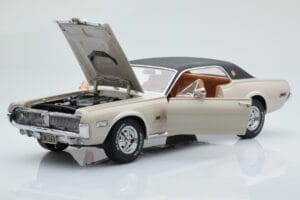 Mercury Cougar XR7-G Fawn Sun Star 1:18 1572 Fém – 2. kép a 8-ből