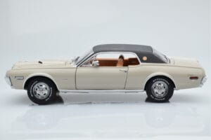 Mercury Cougar XR7-G Fawn Sun Star 1:18 1572 Fém – 4. kép a 8-ből