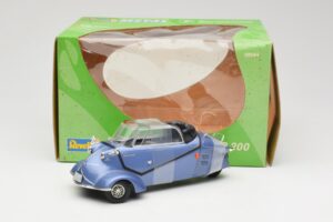 Messerschmitt KR200 Kék Revell 1:18 08944 Fém – 6. kép a 6-ből