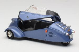 Messerschmitt KR201 Roadster Kék Revell 1:18 08966 Fém – 5. kép a 8-ből