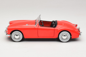 MG A 1600 Roadster Mk I Elvis Presley Blue Hawaii Movie GreenLight 1:18 13524 Fém – 4. kép a 8-ből