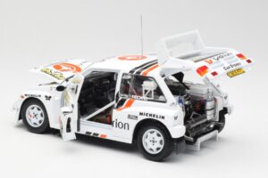 MG Metro 6R4 #8 P. Eklund / D. Whittock Rally Finland 1986 Sun Star 1:18 5536 Fém – 5. kép a 8-ből