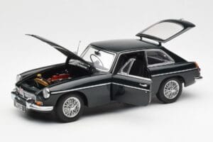 MGB GT Mk2 Coupe Racing Zöld AUTOart 1:18 76602 Fém – 2. kép a 8-ből
