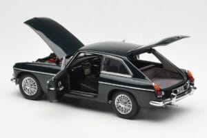 MGB GT Mk2 Coupe Racing Zöld AUTOart 1:18 76602 Fém – 5. kép a 8-ből