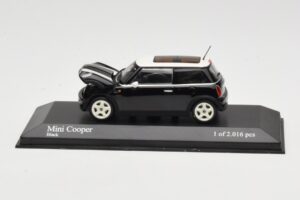 MINI Cooper R50 Fekete Minichamps 1:43 431138101 Fém – 2. kép a 5-ből