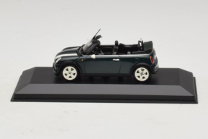 Mini Cooper Kabrió Zöld Fehér Csíkkal Minichamps 1:43 80420309093-R1 Fém