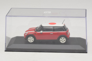 Mini Cooper Piros Japán Zászlóval Minichamps 1:43 80420309024-R1 Fém – 4. kép a 5-ből